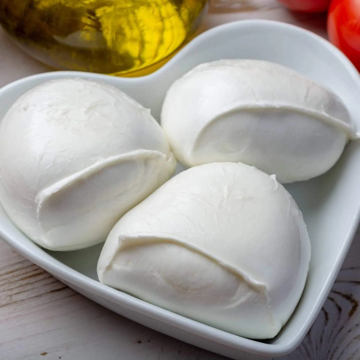 Lupara Buffalo Mozzarella, 7 oz Ball per Cup, 12 Cups