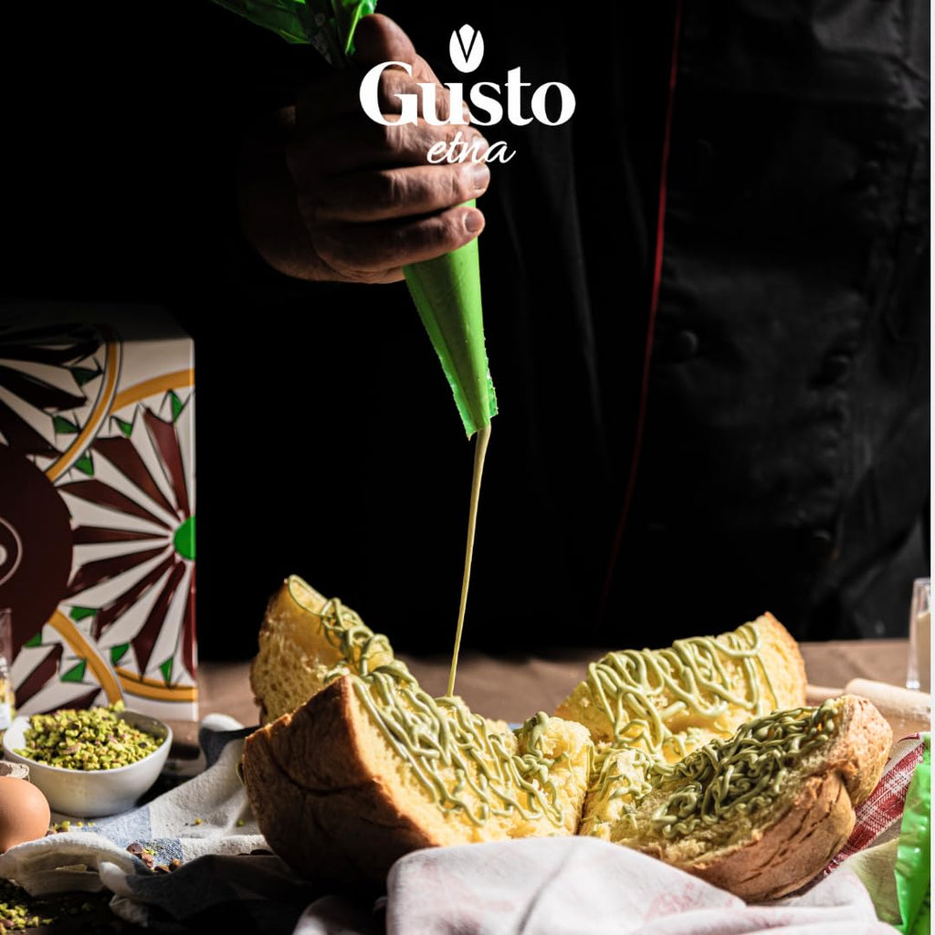 Gusto Etna Sicilian Panettone with Pistachio Cream
